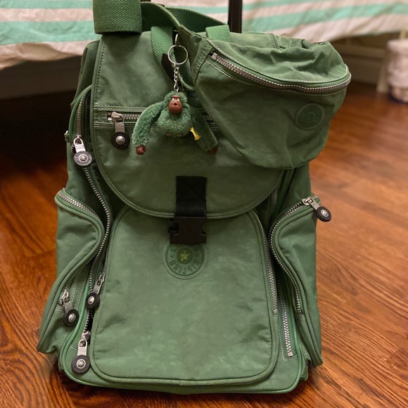 green kipling bag